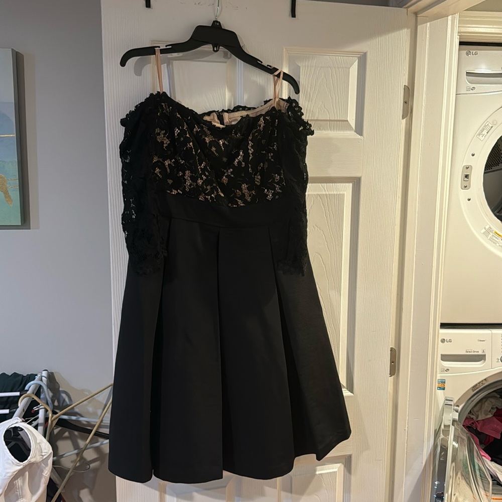 Eliza J cocktail dress - EUC with pockets